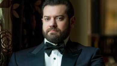 صورة عمرو يوسف يتجه للمسرح في قلبي واشباحه ومسلسل في رمضان