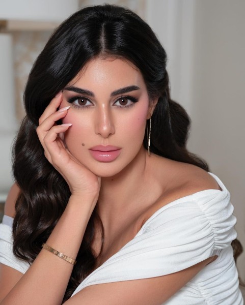 النجمة ياسمين صبري تغيب عن دراما رمضان وفيلم وحملة اعلانات عالمية