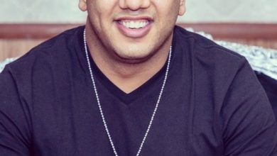 صورة نجم الكوميديا أوس أوس في نشاط متواصل قبل رمضان