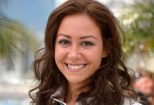 صورة النجمة منة شلبي تخطف القلوب بدور طبيبة مصرية وسط نيران حرب غزة.. صحاب الأرض