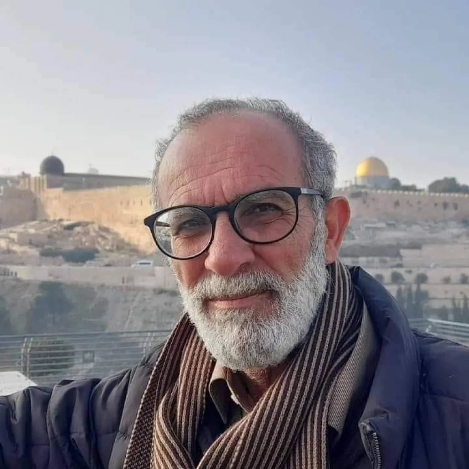 الفنان الفلسطيني الكبير كامل الباشا يواصل نشاطه الفني بعد تألقه بمسلسل صحاب الأرض