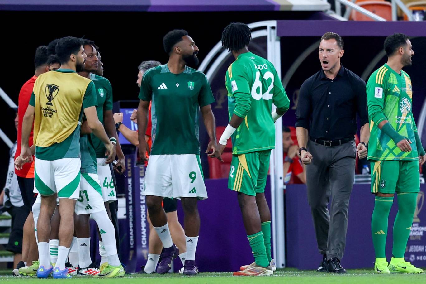 الأهلي السعودي يتأهب لنهائي آسيا ومواجهة طموح ياباني تاريخي