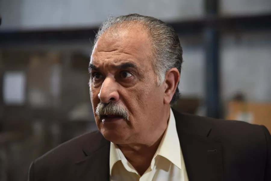 الفنان الكبير رياض الخولي بعد تألقه المتواصل يبحث عن الجديد والمختلف بنشاط وشغف