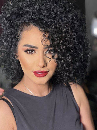 النجمة نانسي صلاح تنتظر تحت الطلب سينما بعد ٣ قهوة دراما
