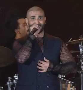 أحمد سعد وهجوم شديد على السوشيال ميديا والسبب ذقنه والنيو لوك