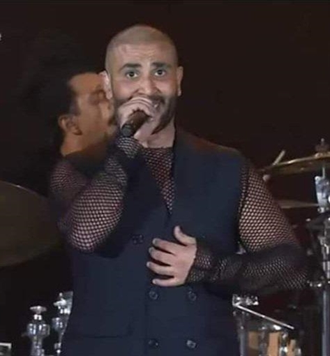 أحمد سعد وهجوم شديد على السوشيال ميديا والسبب ذقنه والنيو لوك