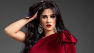 النجمة ياسمين عبد العزيز تعود للسينما في خلي بالك من نفسك بعد تألقها في الدراما