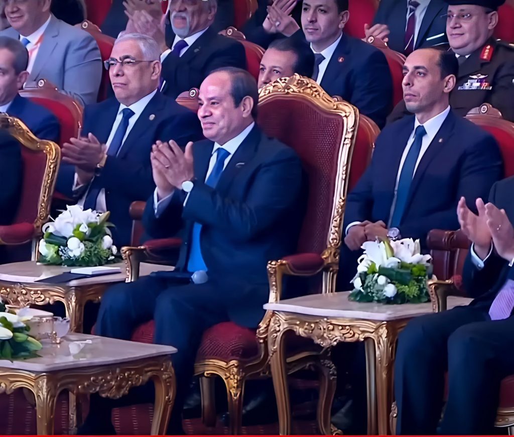 ماذا قال الرئيس عبدالفتاح السيسي لـ”حسين الجسمي”خلال مشاركته في النسخة الخامسة من حفل “قادرون باختلاف”؟!